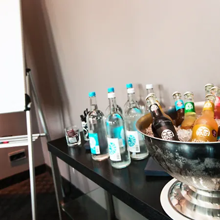 Hotel Newberlin 3*