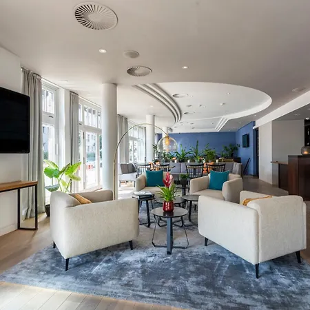 Hotel Newberlin 3*
