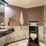 Hotel Newberlin Hotel 3*