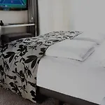 Hotel Hotel Newberlin 3*